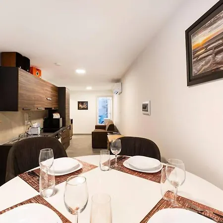 Apartmán Cosy One Bedroom Maisonette