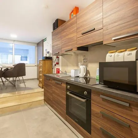 Apartament Cosy One Bedroom Maisonette *