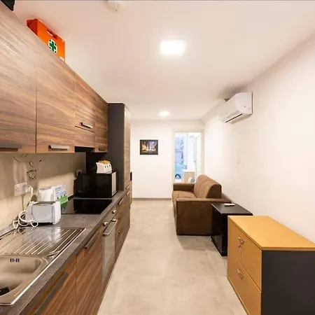 Apartmán Cosy One Bedroom Maisonette *