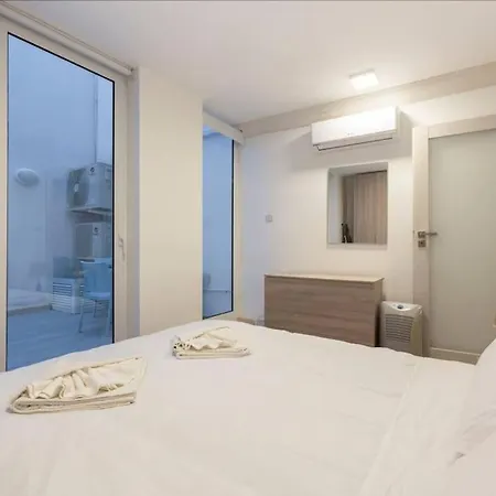 Cosy One Bedroom Maisonette Daire *